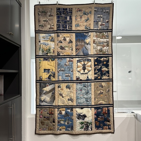 Harley-Davidson Hand Made Quilt - Picture 1 of 8